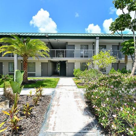 Sarasota Cay Club #612 - Heated Pool, Bunk Beds, Huge Tv, Tiki Bar, More! South Bradenton Екстериор снимка