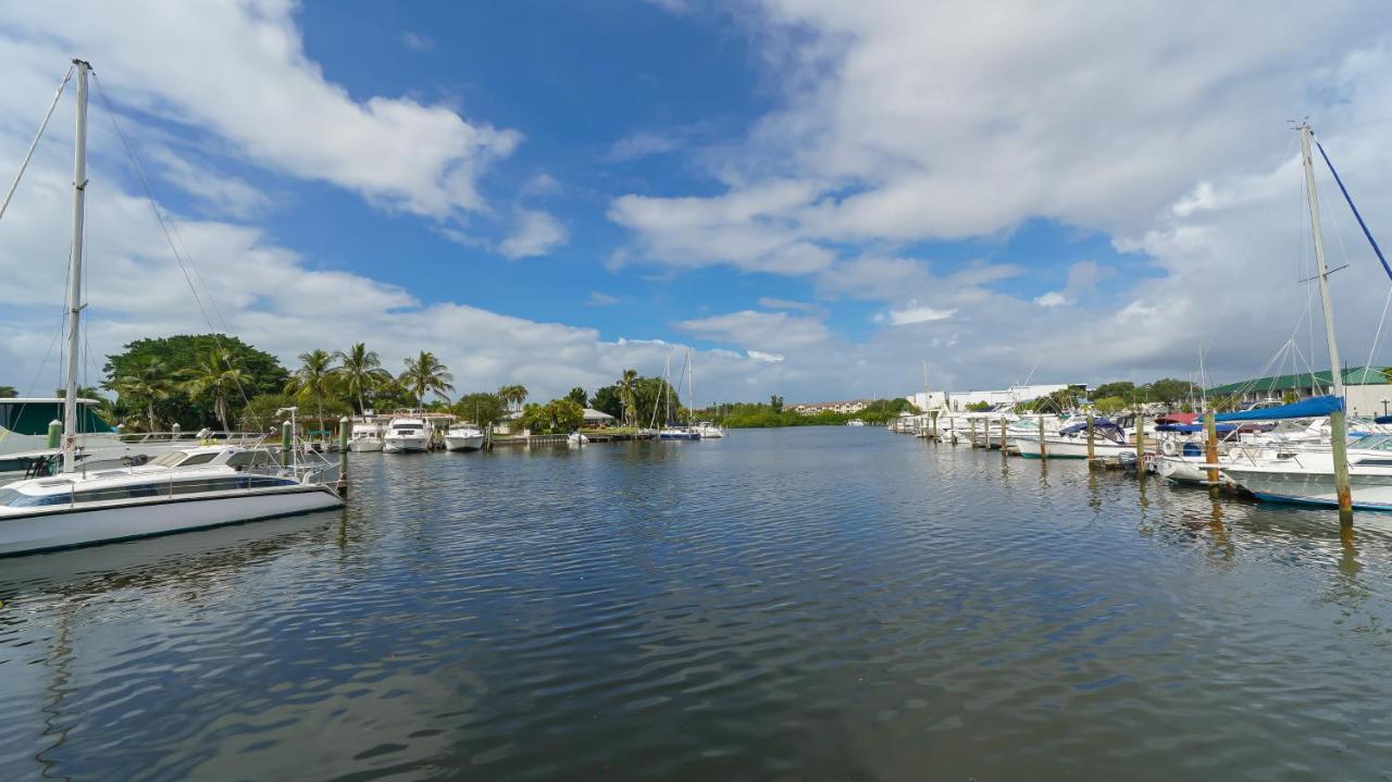 Sarasota Cay Club #612 - Heated Pool, Bunk Beds, Huge Tv, Tiki Bar, More! South Bradenton Екстериор снимка
